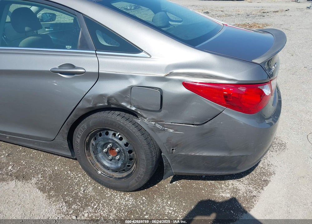 2012 HYUNDAI SONATA VIN: 5NPEB4AC5CH382369