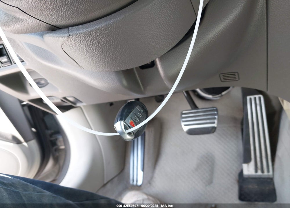 2011 INFINITI G37 VIN: JN1CV6AR5BM402271