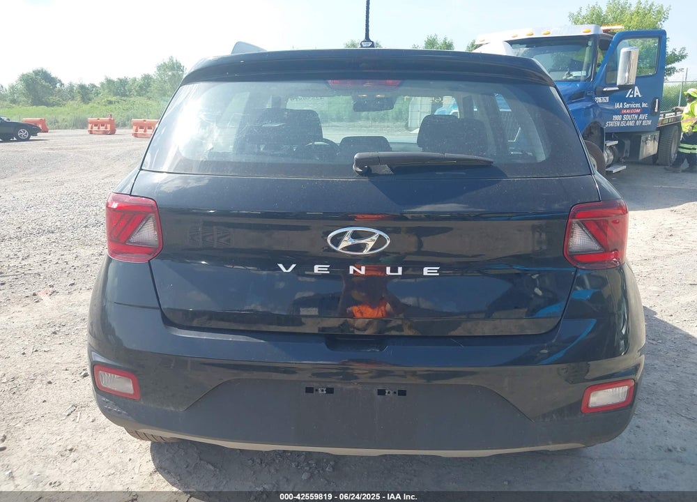 2024 HYUNDAI VENUE SEL VIN: KMHRC8A32RU317107