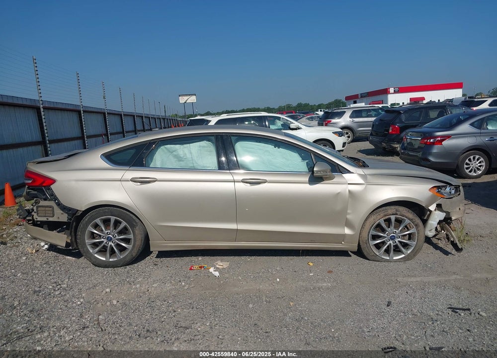2017 FORD FUSION SE VIN: 3FA6P0H73HR227871