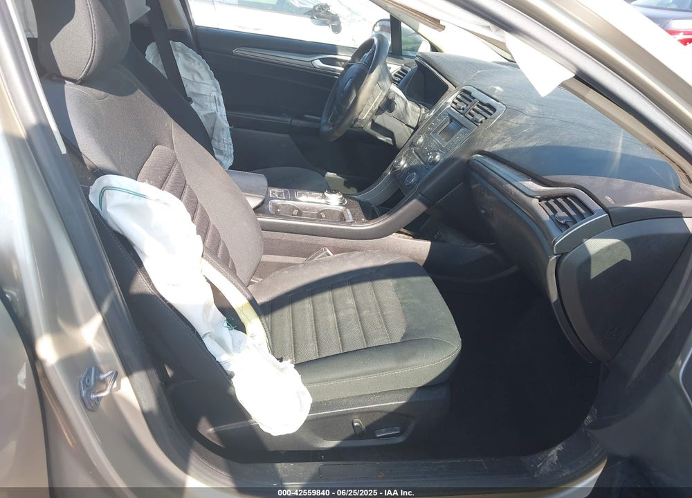 2017 FORD FUSION SE VIN: 3FA6P0H73HR227871