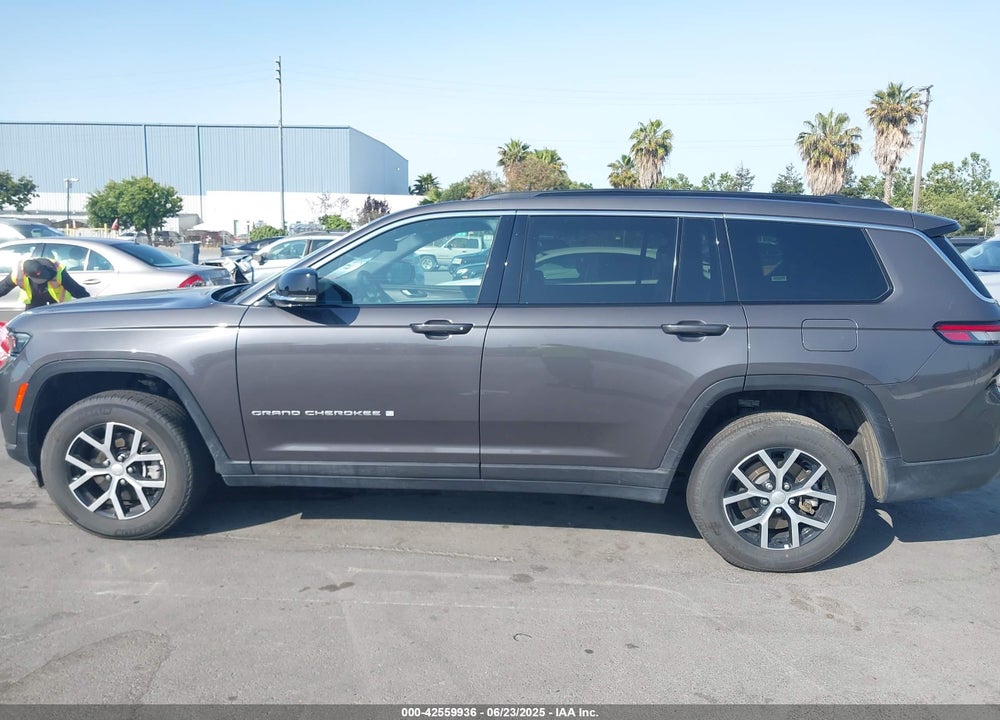 2024 JEEP GRAND CHEROKEE L LIMITED 4X4 VIN: 1C4RJKBGXR8603689