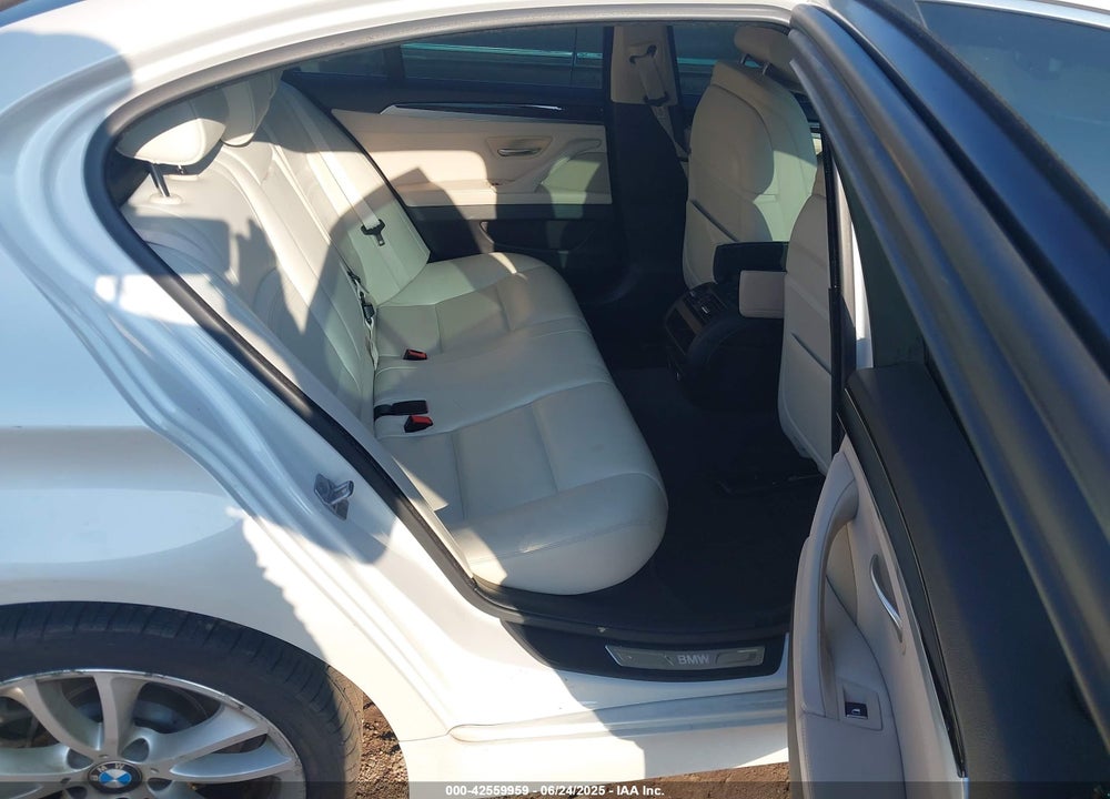 2015 BMW 535I VIN: WBA5B1C56FG127068