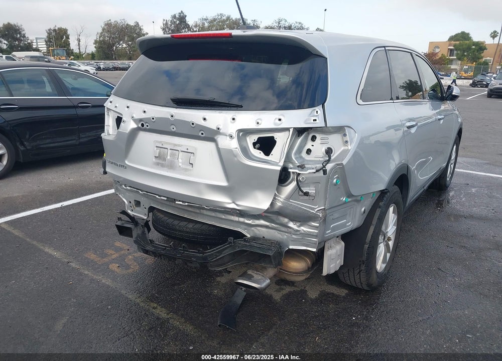 2019 KIA SORENTO VIN: 5XYPG4A57KG474875