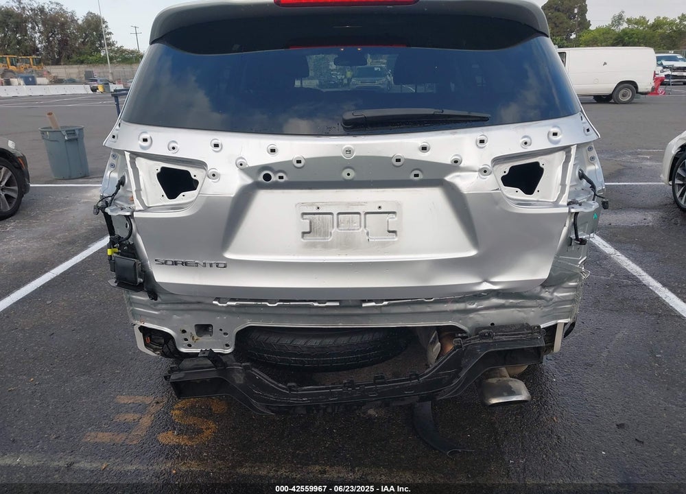 2019 KIA SORENTO VIN: 5XYPG4A57KG474875
