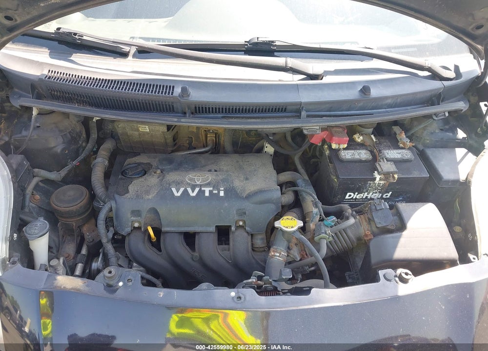 2011 TOYOTA YARIS VIN: JTDJT4K31B5337809
