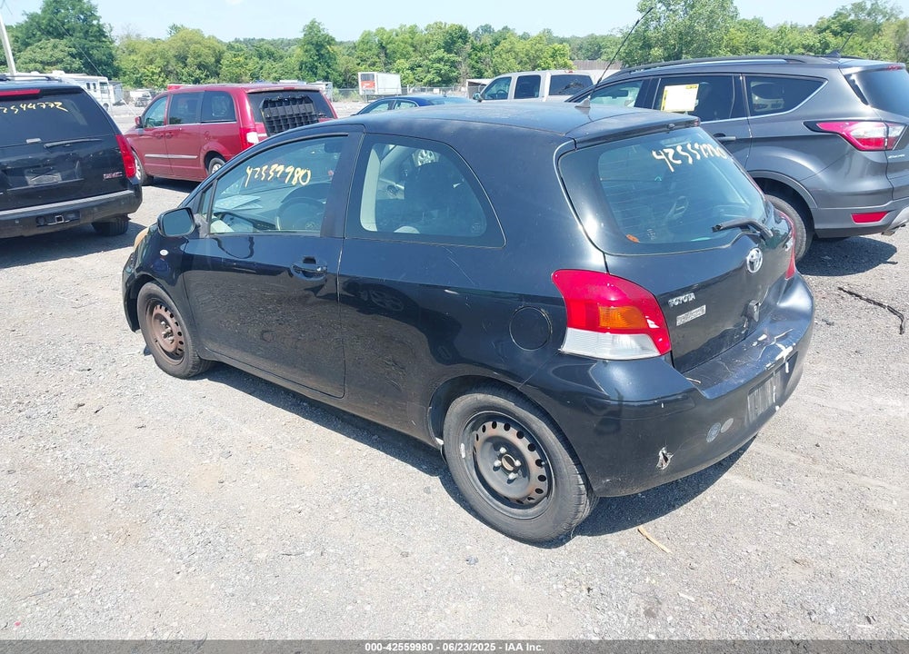 2011 TOYOTA YARIS VIN: JTDJT4K31B5337809