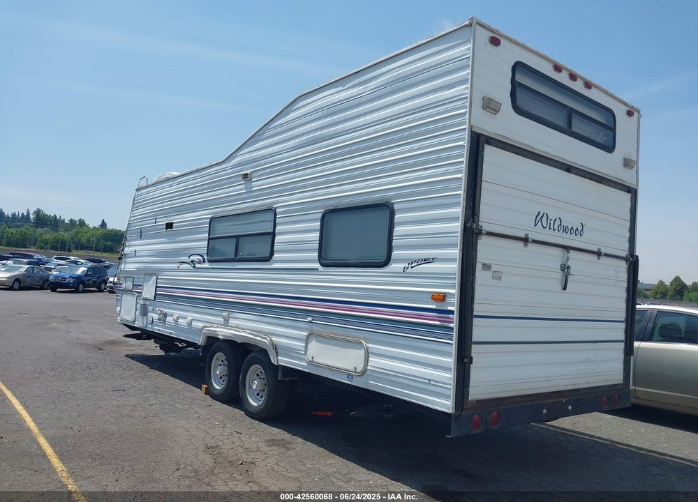 2000 FOREST RIVER WILDWOOD TOY HAULER VIN: 4X4TWDA29YC033313