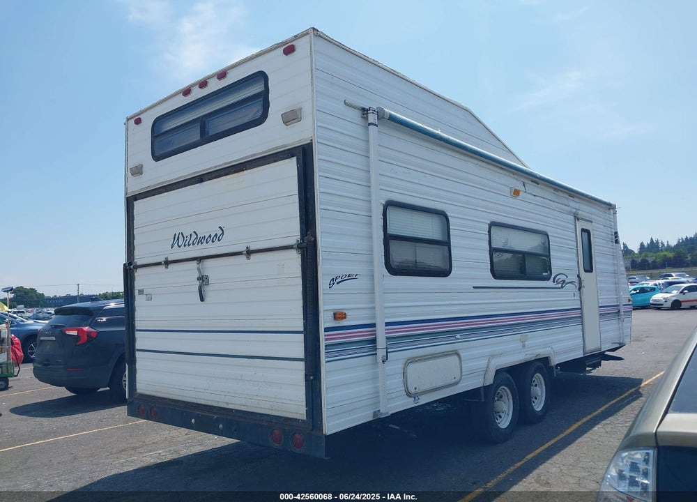2000 FOREST RIVER WILDWOOD TOY HAULER VIN: 4X4TWDA29YC033313