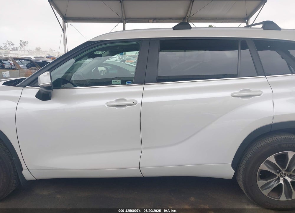 2024 TOYOTA HIGHLANDER VIN: 5TDKDRBH7RS538841