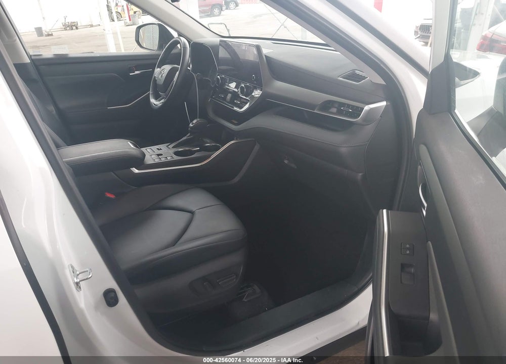 2024 TOYOTA HIGHLANDER VIN: 5TDKDRBH7RS538841