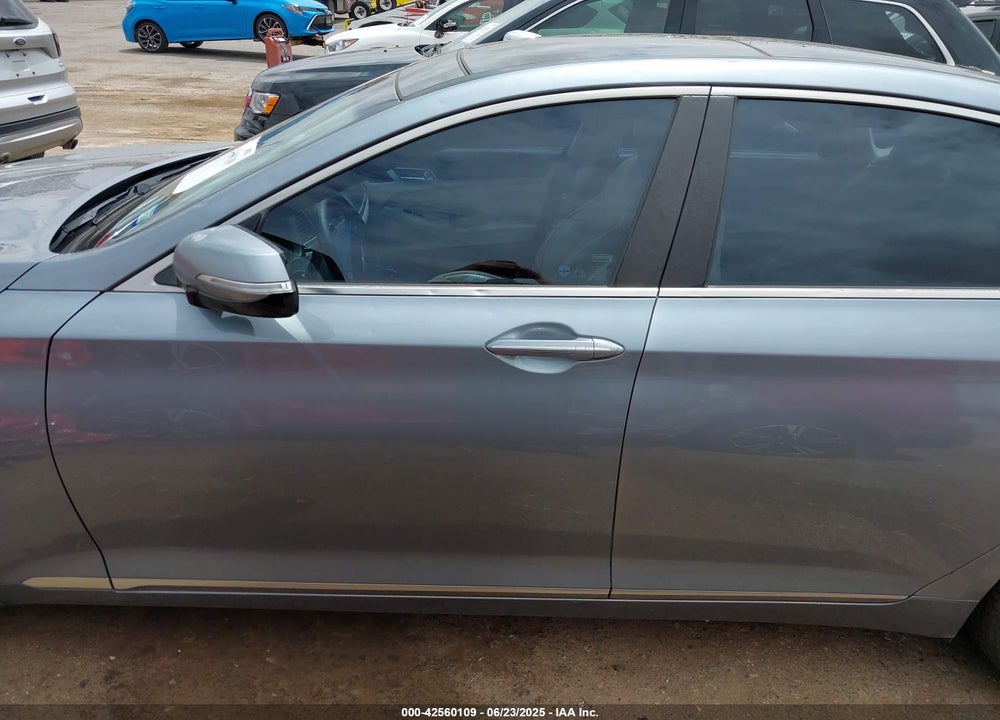 2016 HYUNDAI GENESIS VIN: KMHGN4JE2GU127980