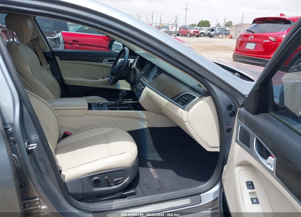 2016 HYUNDAI GENESIS VIN: KMHGN4JE2GU127980