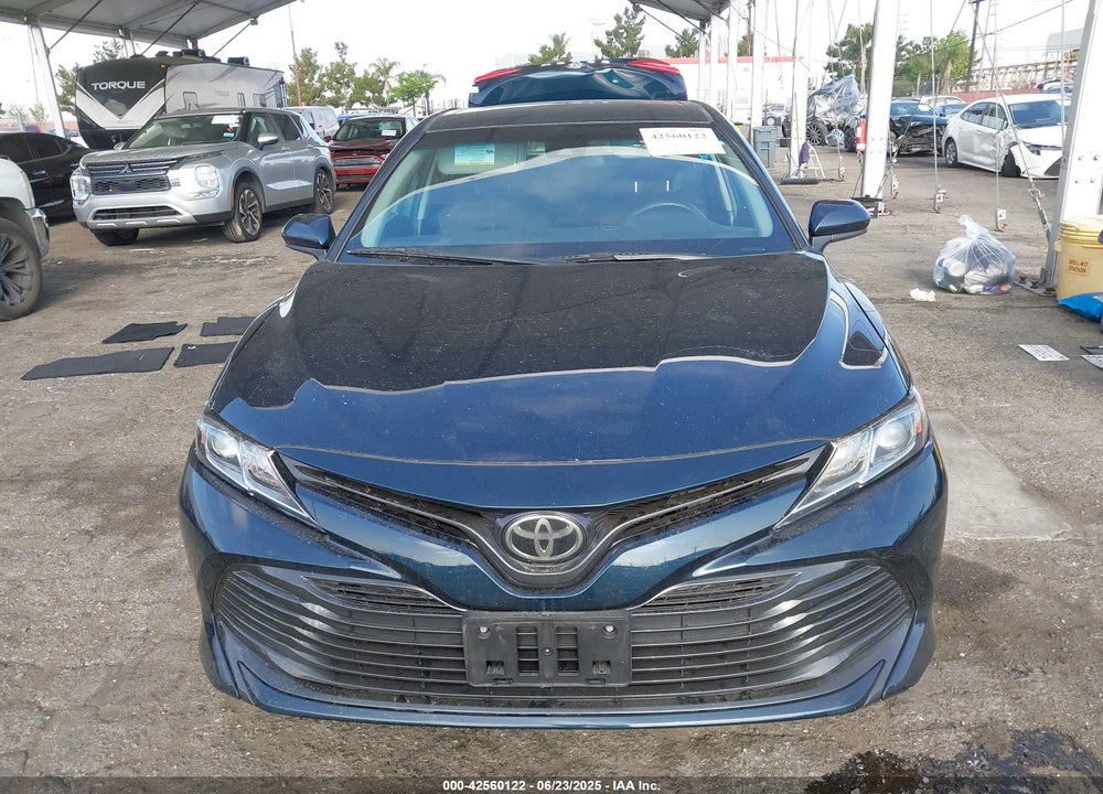 2018 TOYOTA CAMRY VIN: 4T1B11HK7JU620139