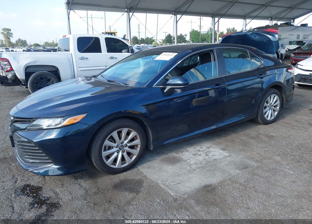 2018 TOYOTA CAMRY VIN: 4T1B11HK7JU620139