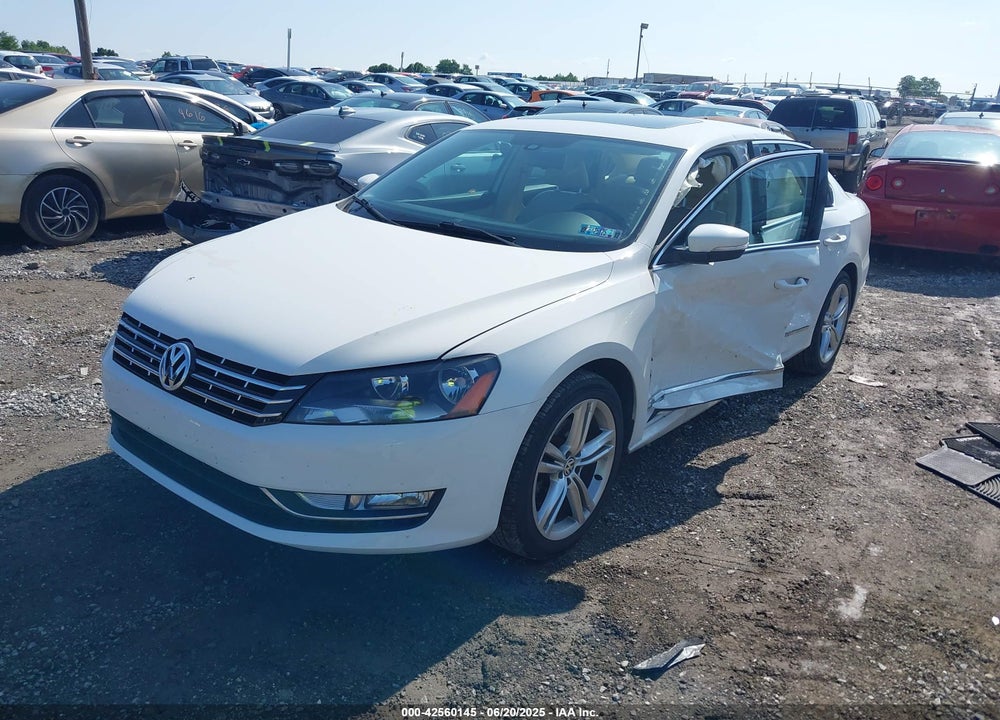 2014 VOLKSWAGEN PASSAT VIN: 1VWCT7A37EC108432