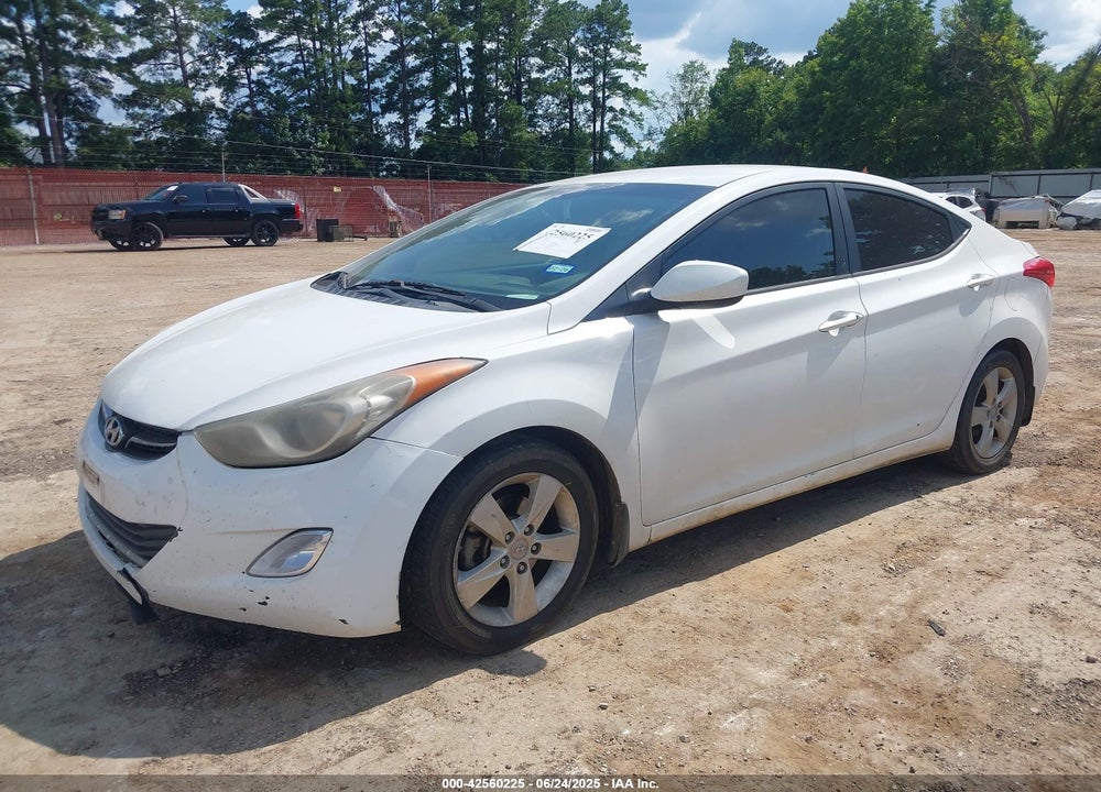2013 HYUNDAI ELANTRA VIN: 5NPDH4AE8DH336600