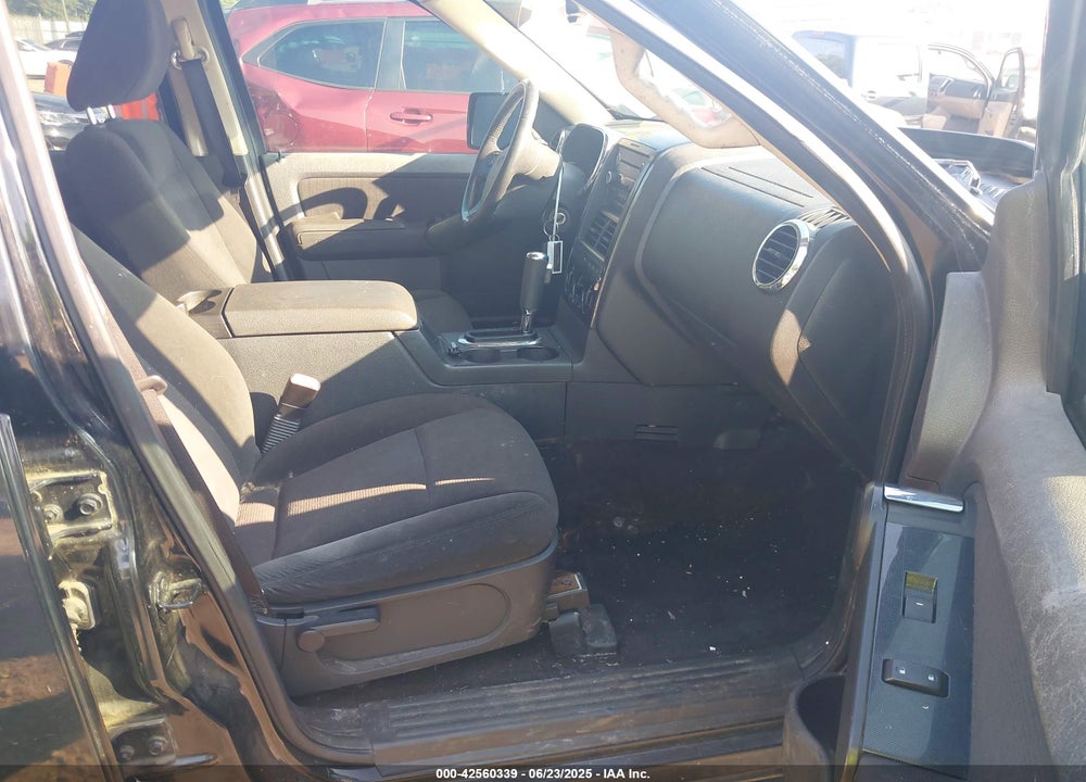 2010 FORD EXPLORER XLT VIN: 1FMEU7DEXAUA92958