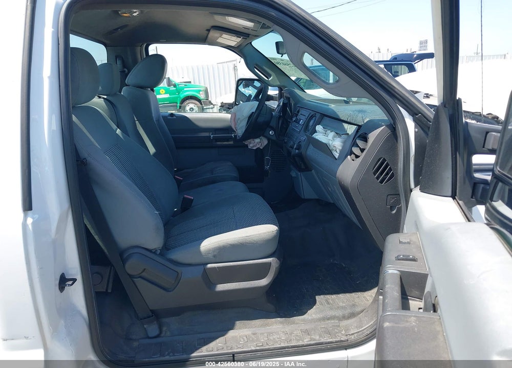2016 FORD F-250 VIN: 1FTBF2A64GEB52821