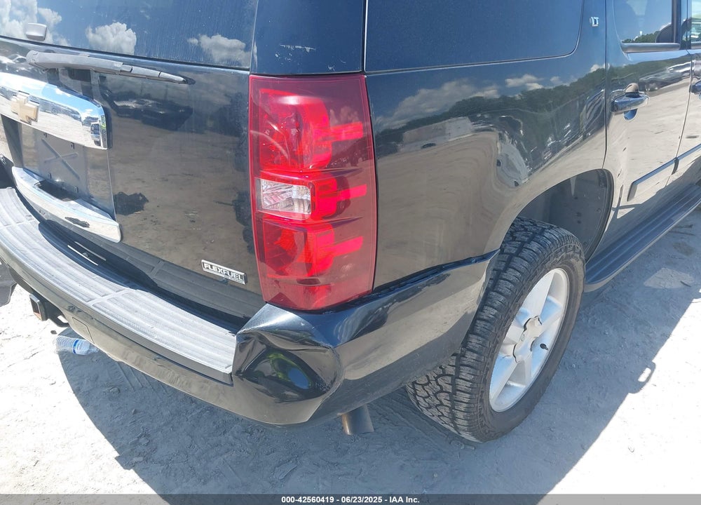 2007 CHEVROLET TAHOE LT VIN: 1GNFC13097R294966