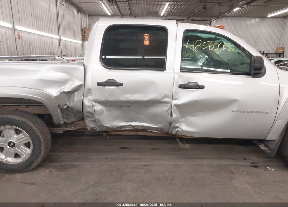 2013 CHEVROLET SILVERADO 1500 LT VIN: 3GCPKSE74DG248649