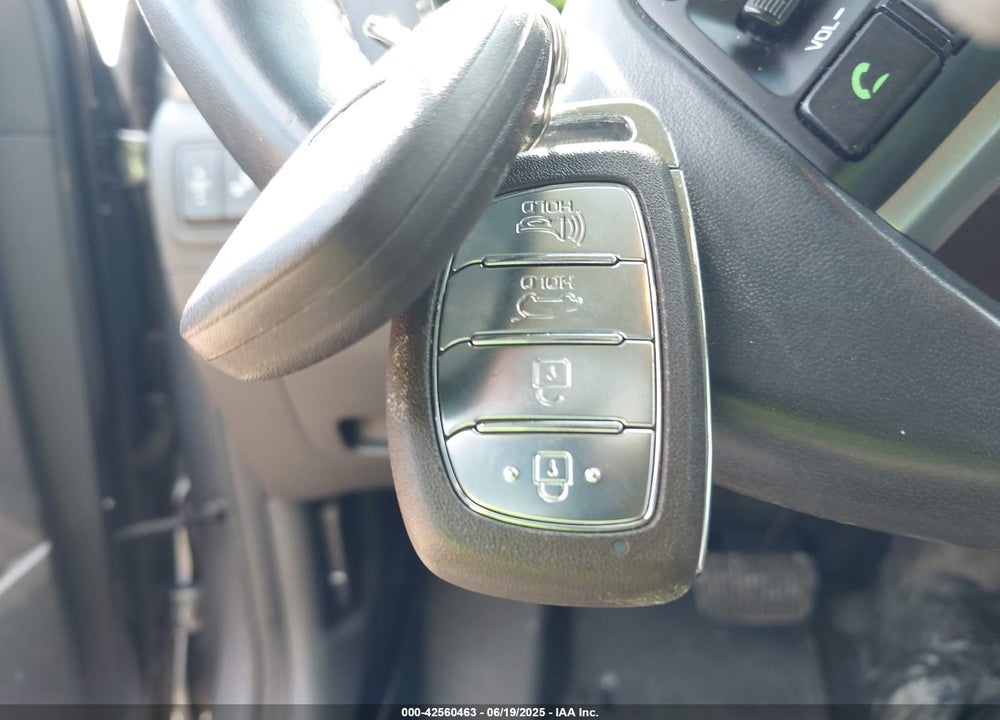 2016 HYUNDAI TUCSON LIMITED VIN: KM8J33A27GU111804