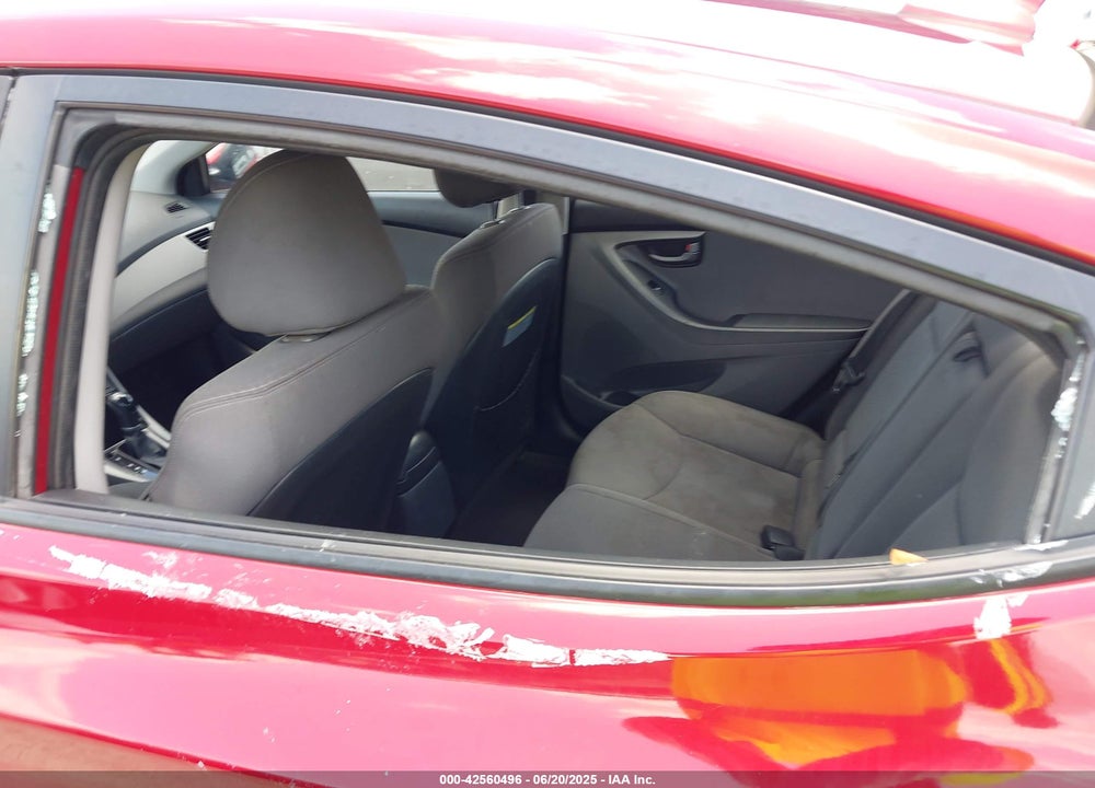 2016 HYUNDAI ELANTRA VIN: KMHDH4AE2GU589319