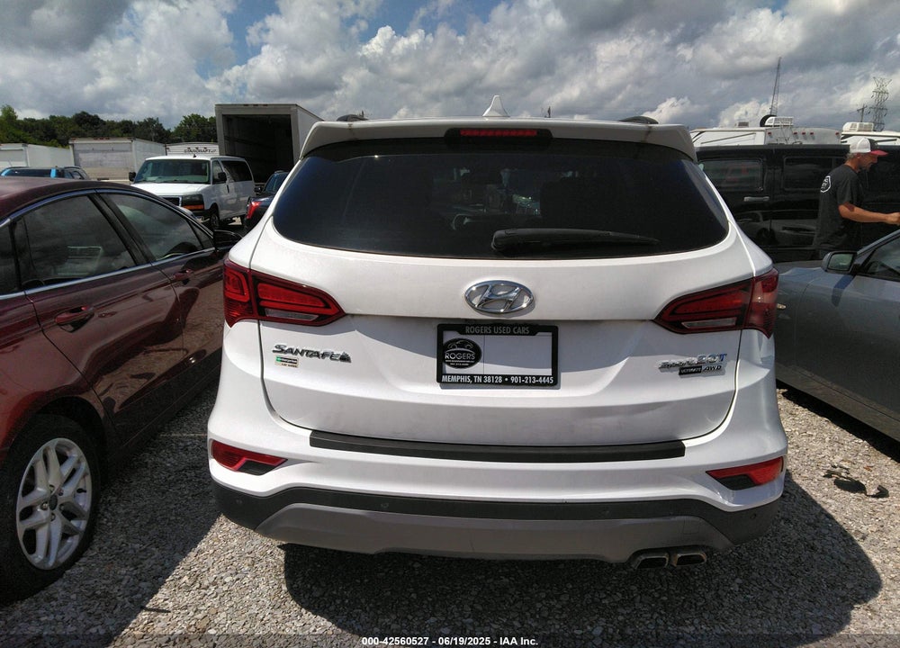 2017 HYUNDAI SANTA FE SPORT VIN: 5XYZWDLA6HG424631