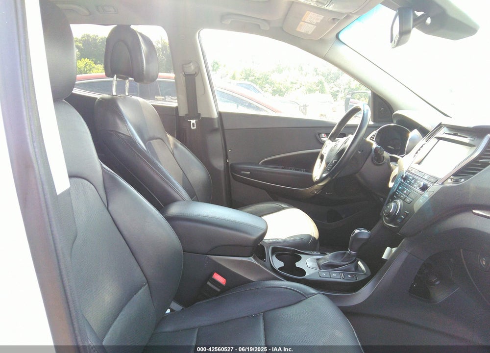2017 HYUNDAI SANTA FE SPORT VIN: 5XYZWDLA6HG424631