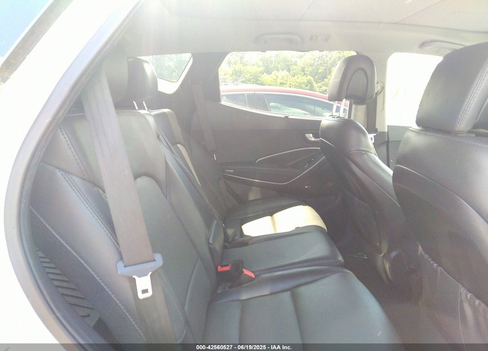 2017 HYUNDAI SANTA FE SPORT VIN: 5XYZWDLA6HG424631