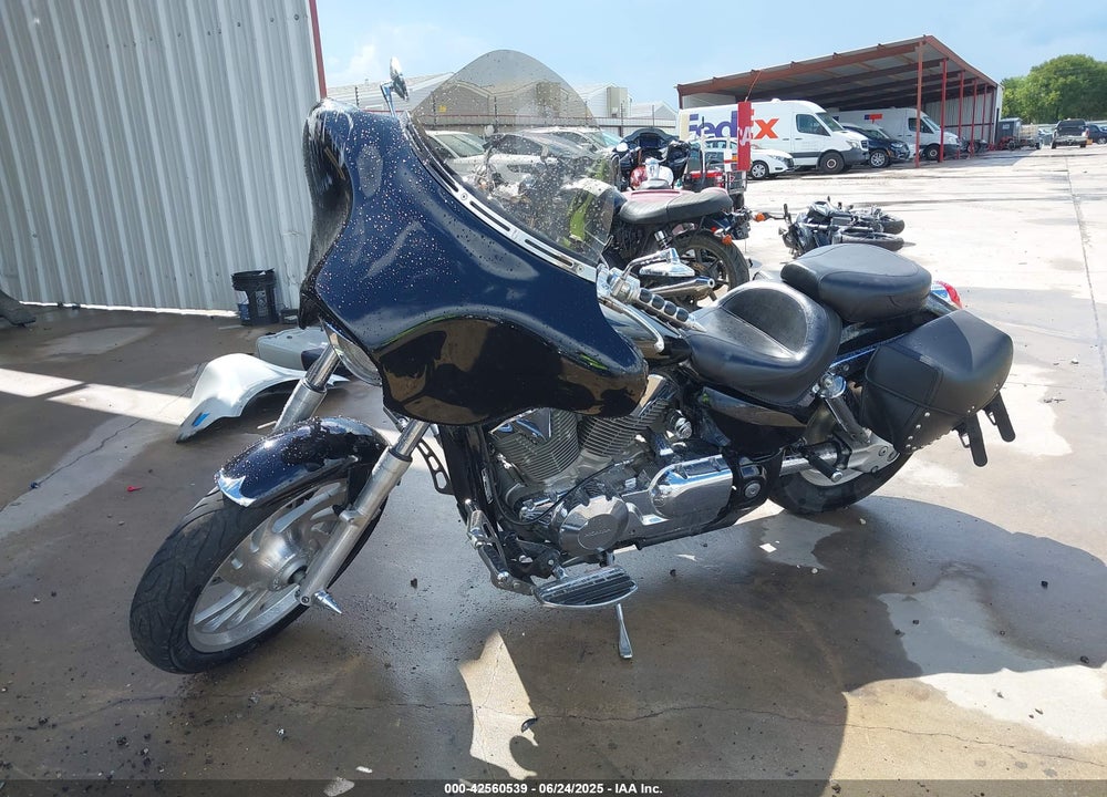 2004 HONDA VTX1300 C VIN: 1HFSC55034A009156