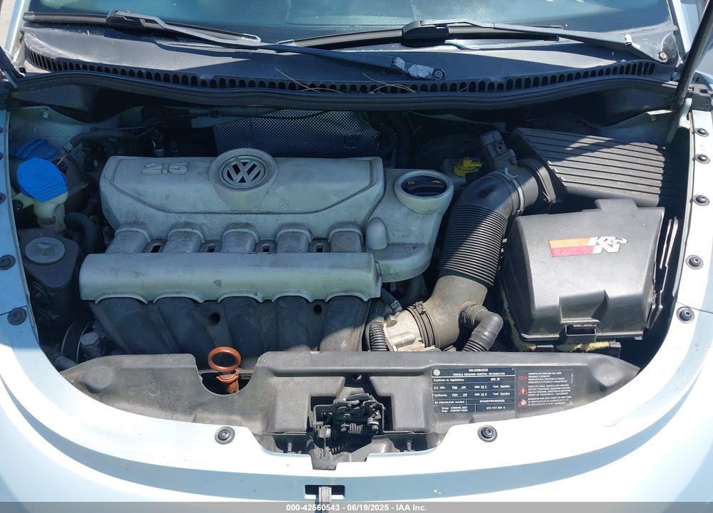 2010 VOLKSWAGEN NEW BEETLE 2.5L VIN: 3VWRG3AG8AM013672