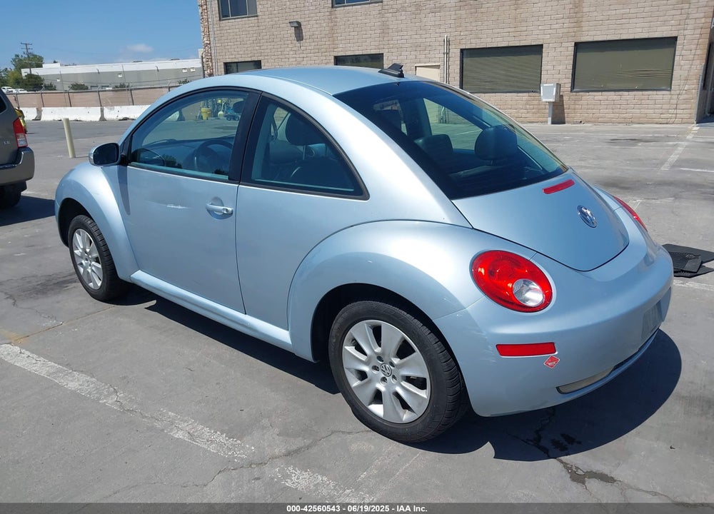 2010 VOLKSWAGEN NEW BEETLE 2.5L VIN: 3VWRG3AG8AM013672