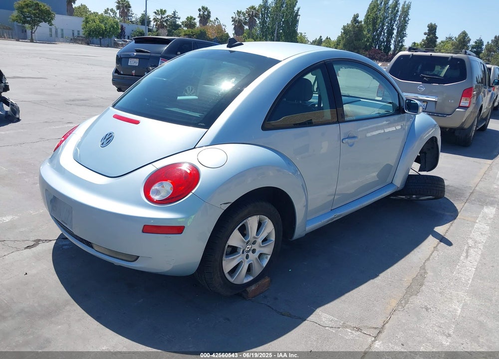 2010 VOLKSWAGEN NEW BEETLE 2.5L VIN: 3VWRG3AG8AM013672