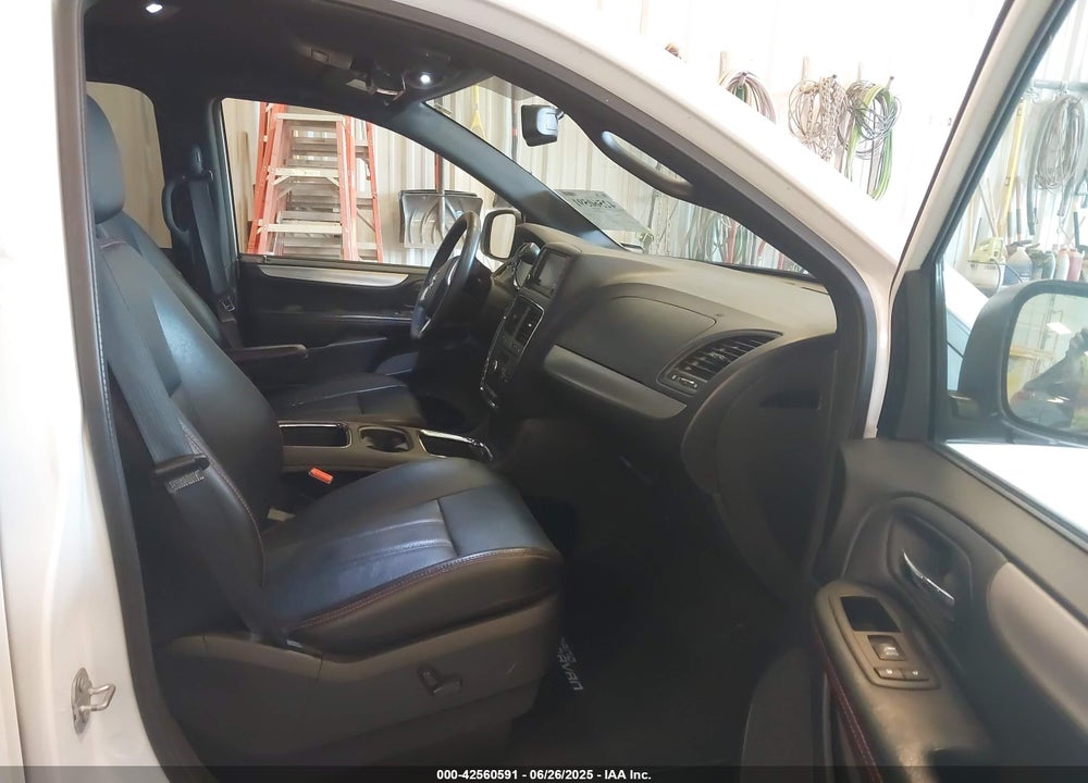 2017 DODGE GRAND CARAVAN VIN: 2C4RDGEG0HR632864