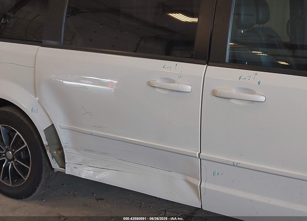 2017 DODGE GRAND CARAVAN VIN: 2C4RDGEG0HR632864