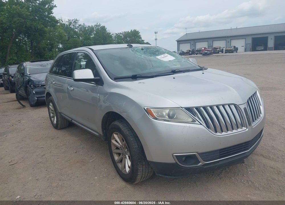 2011 LINCOLN MKX VIN: 2LMDJ8JK3BBJ03010