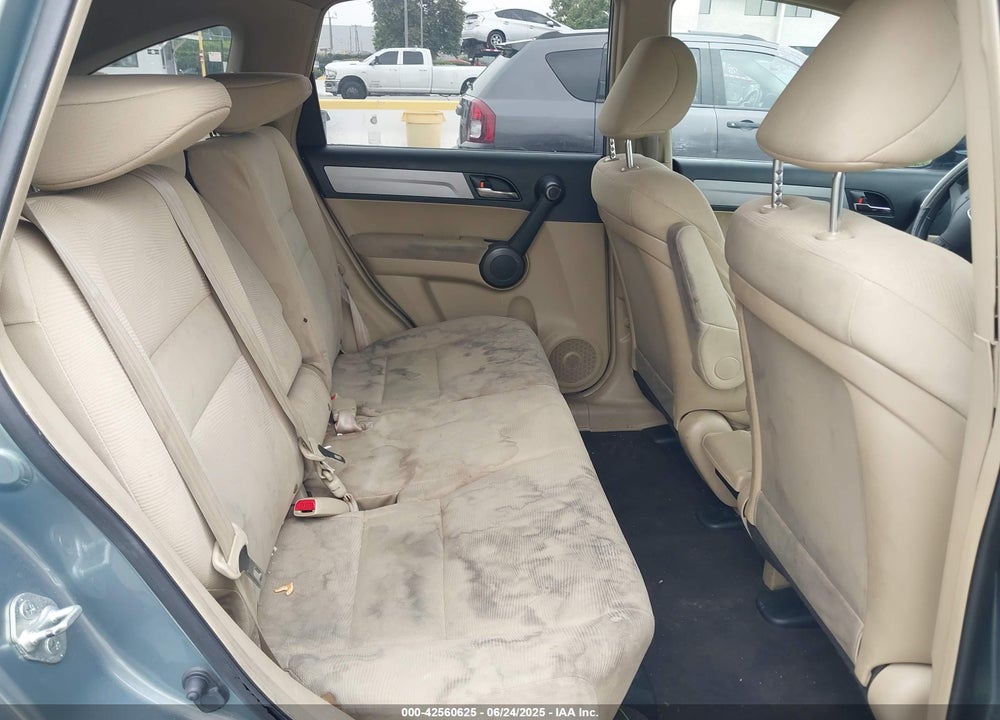 2010 HONDA CR-V LX VIN: JHLRE3H39AC010716