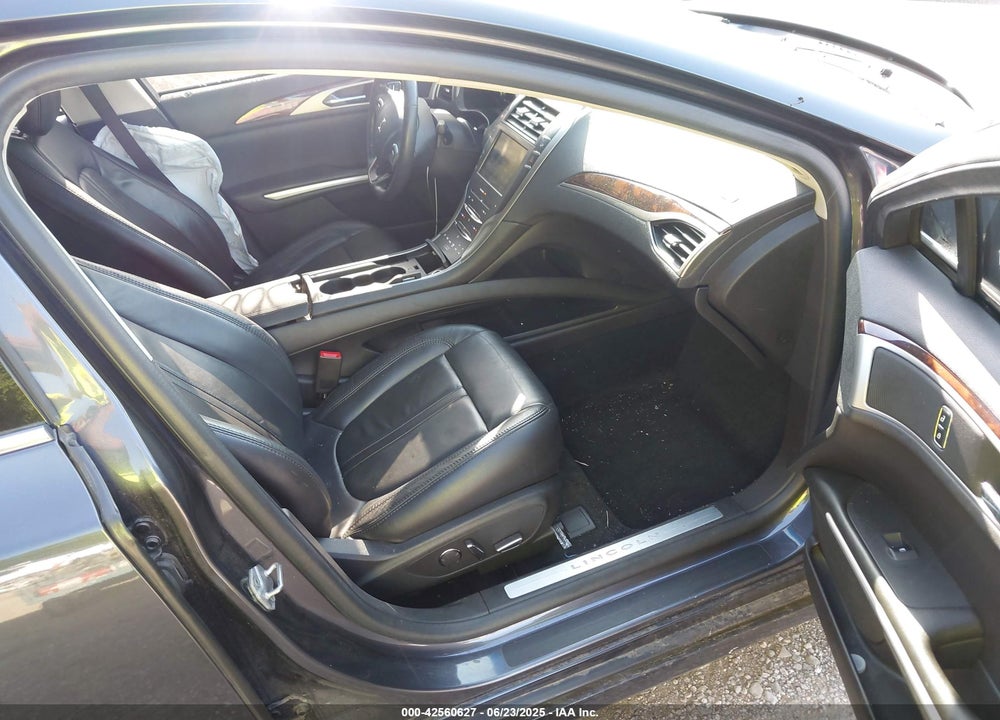 2014 LINCOLN MKZ HYBRID VIN: 3LN6L2LU6ER803720