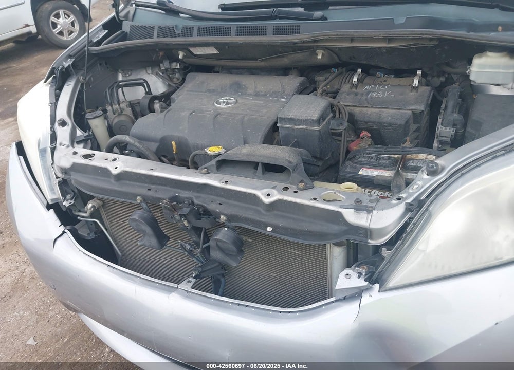 2013 TOYOTA SIENNA XLE V6 8 PASSENGER VIN: 5TDYK3DC3DS336201