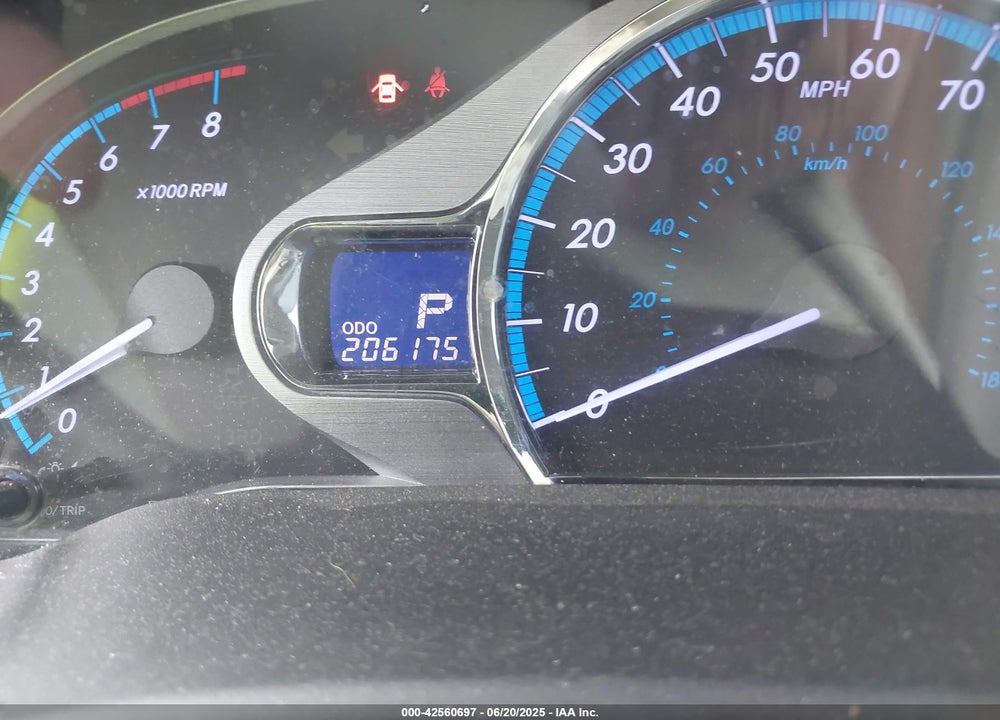 2013 TOYOTA SIENNA XLE V6 8 PASSENGER VIN: 5TDYK3DC3DS336201