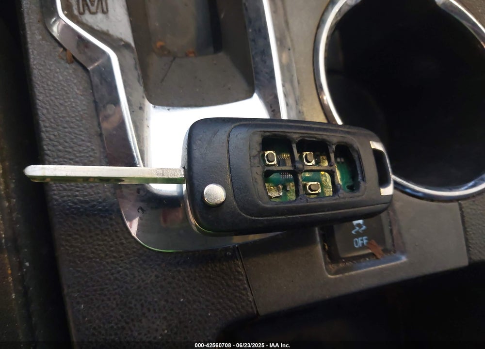 2016 CHEVROLET EQUINOX VIN: 2GNALCEK5G1143023