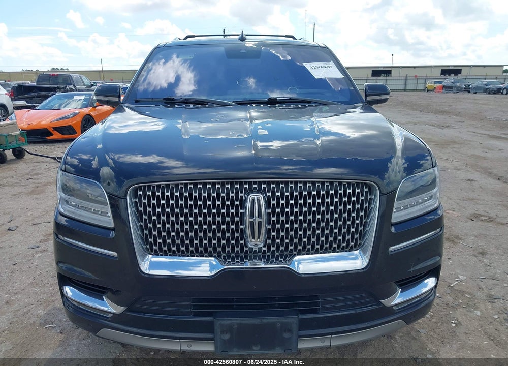2019 LINCOLN NAVIGATOR VIN: 5LMJJ2LT8KEL15596