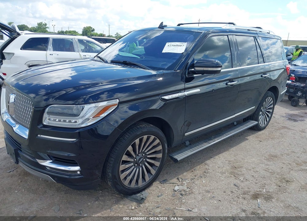 2019 LINCOLN NAVIGATOR VIN: 5LMJJ2LT8KEL15596