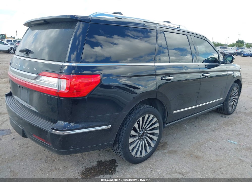 2019 LINCOLN NAVIGATOR VIN: 5LMJJ2LT8KEL15596