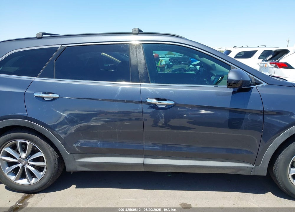 2017 HYUNDAI SANTA FE SE VIN: KM8SM4HF1HU219613