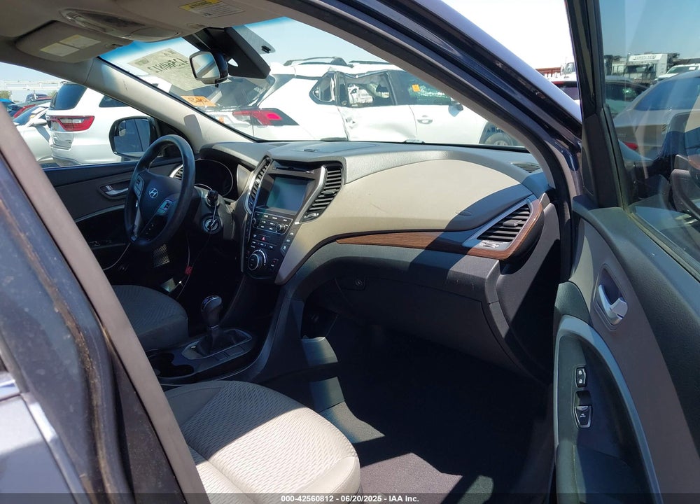 2017 HYUNDAI SANTA FE SE VIN: KM8SM4HF1HU219613