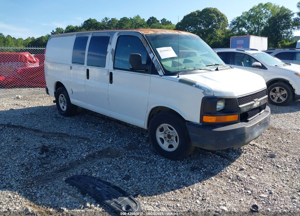 2005 CHEVROLET EXPRESS VIN: 1GCFG15T051229102