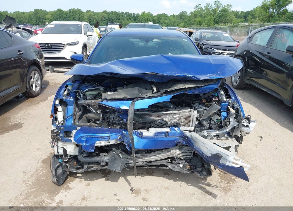 2018 HONDA CIVIC VIN: SHHFK7H4XJU214614