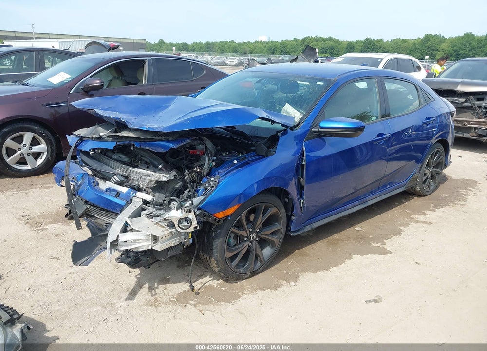 2018 HONDA CIVIC VIN: SHHFK7H4XJU214614